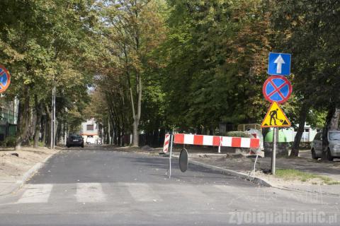 ul. Cicha - wyasfaltowano 229 m drogi, na odcinku od Orlej do Moniuszki.