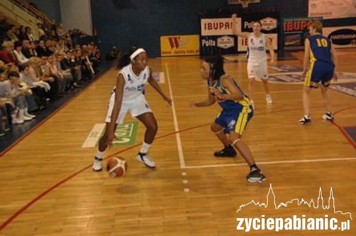 Polfa - Lotos Gdynia 57:64 (17:13; 19:21; 14:10; 7:20) - fotoreportaż z meczu