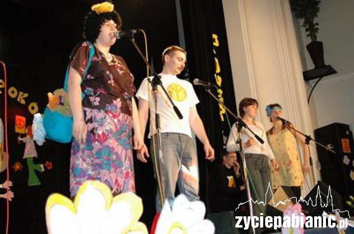 Wiosenny Koncert w MOK-u, zorganizowany przez Zespół Terapii Zajęciowej