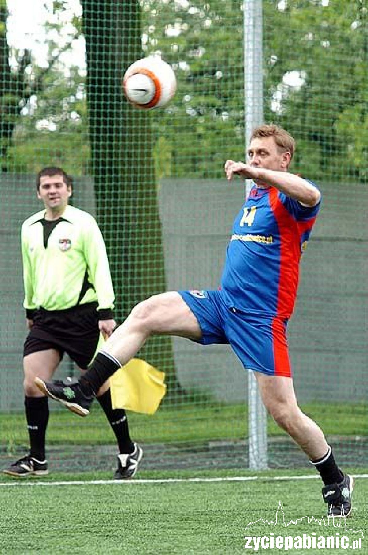 Minister otworzył boisko