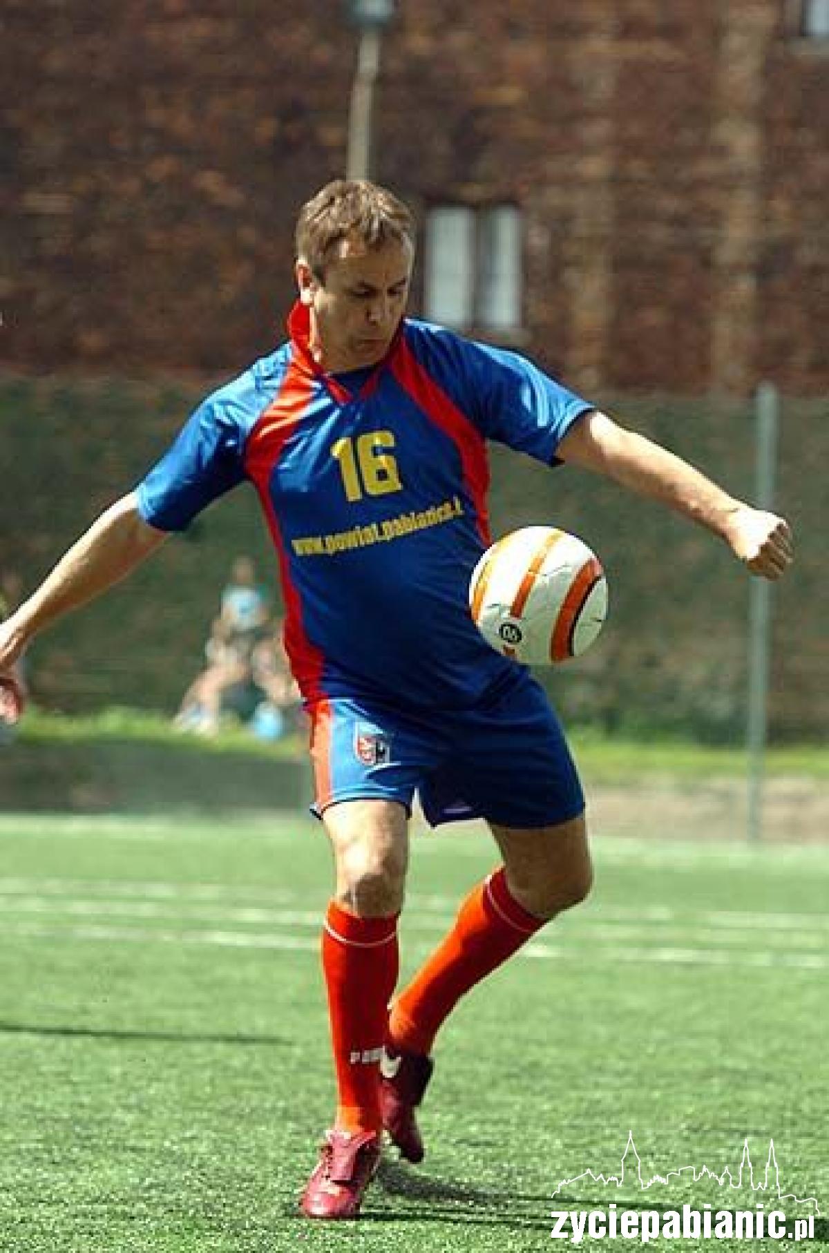 Minister otworzył boisko