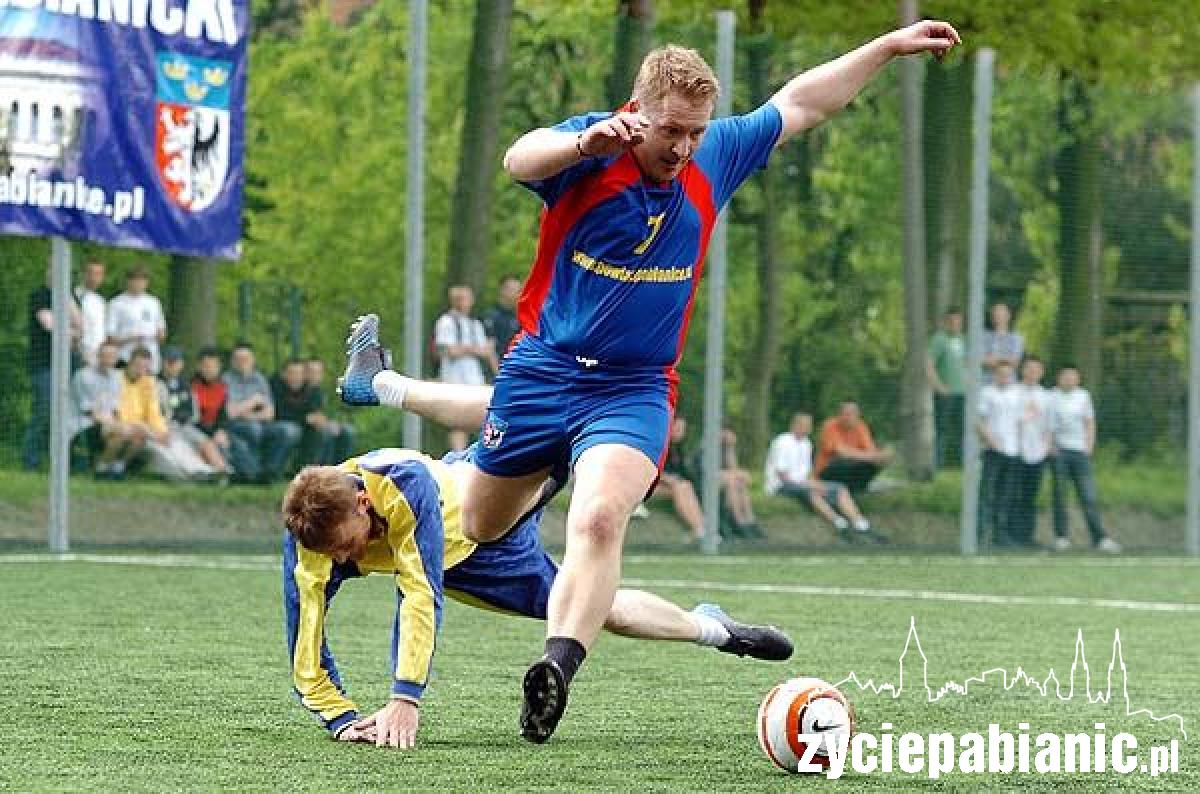 Minister otworzył boisko