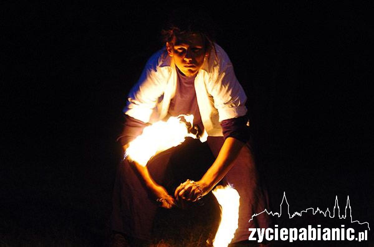 Tańczyli z ogniem