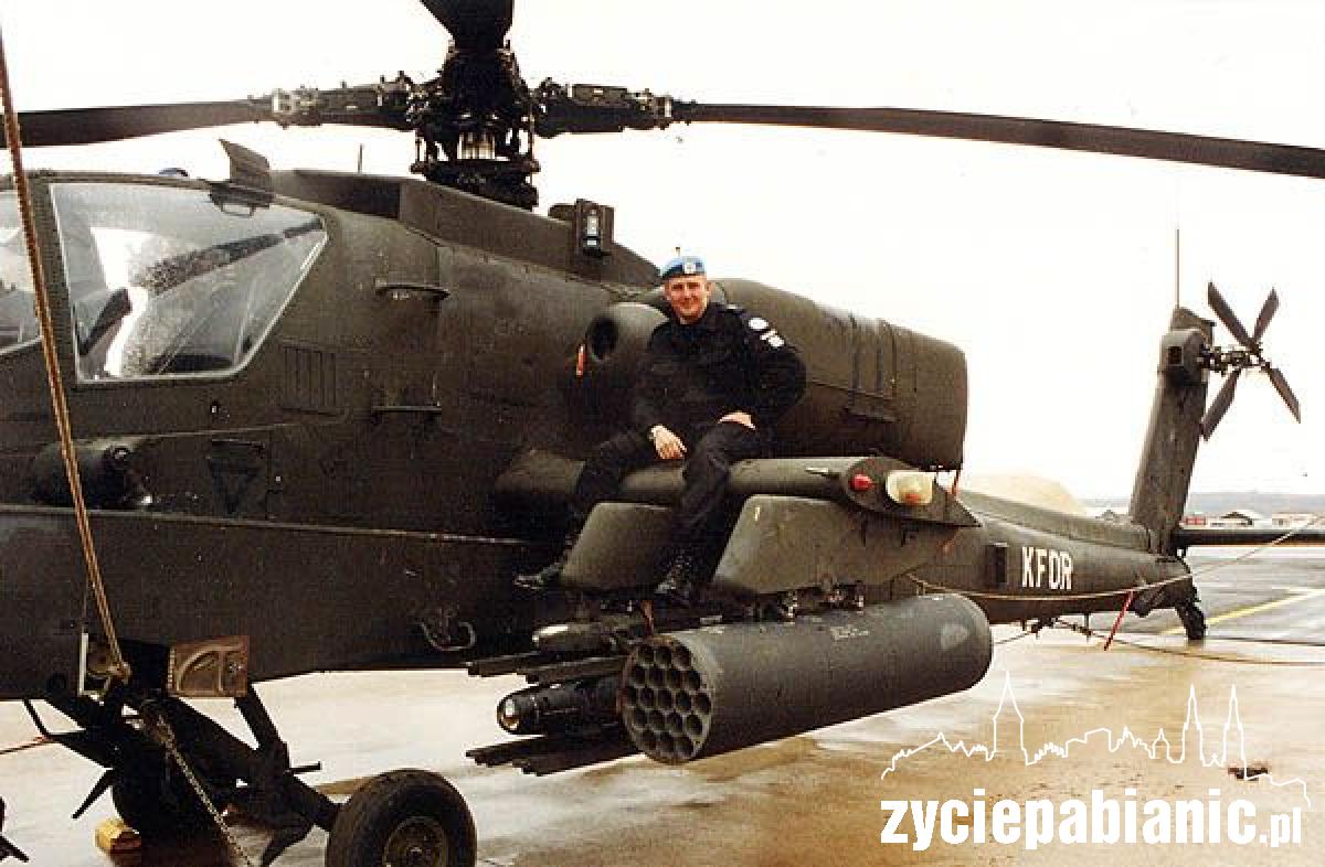 Komendant jak James Bond