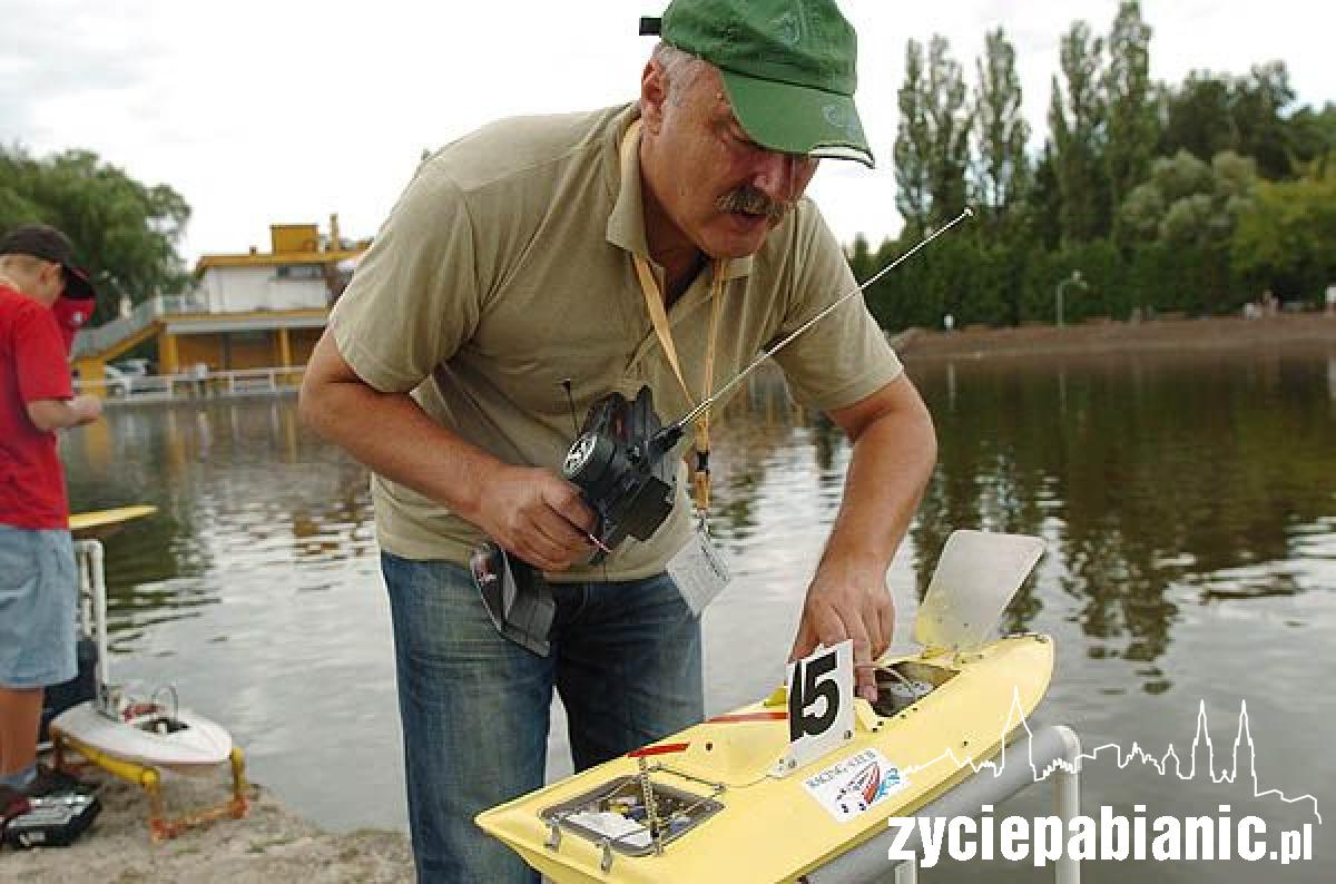 Ścigali się na wodzie
