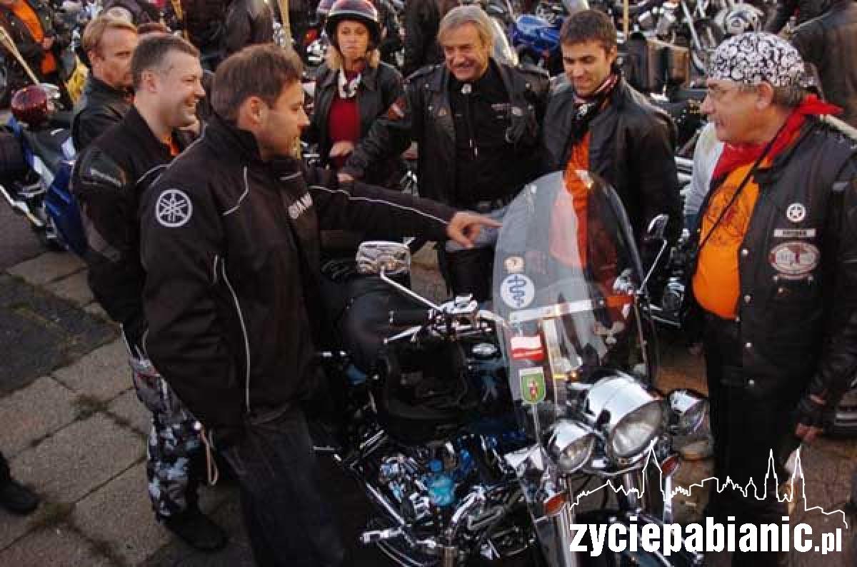 Lekarze na motocyklach