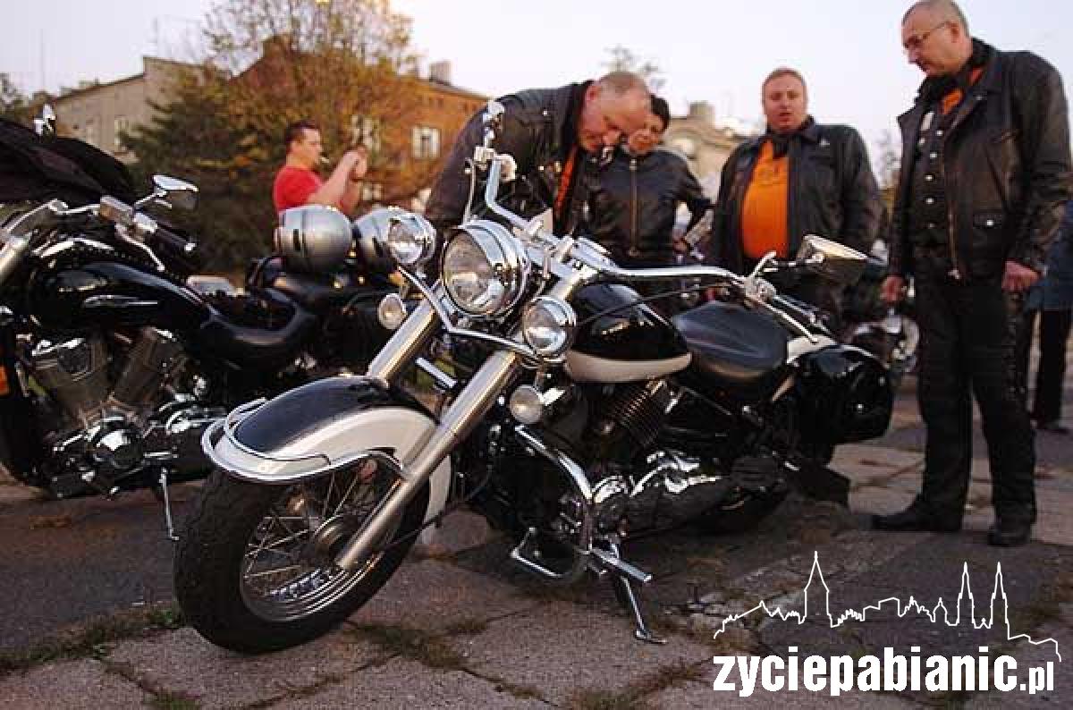 Lekarze na motocyklach