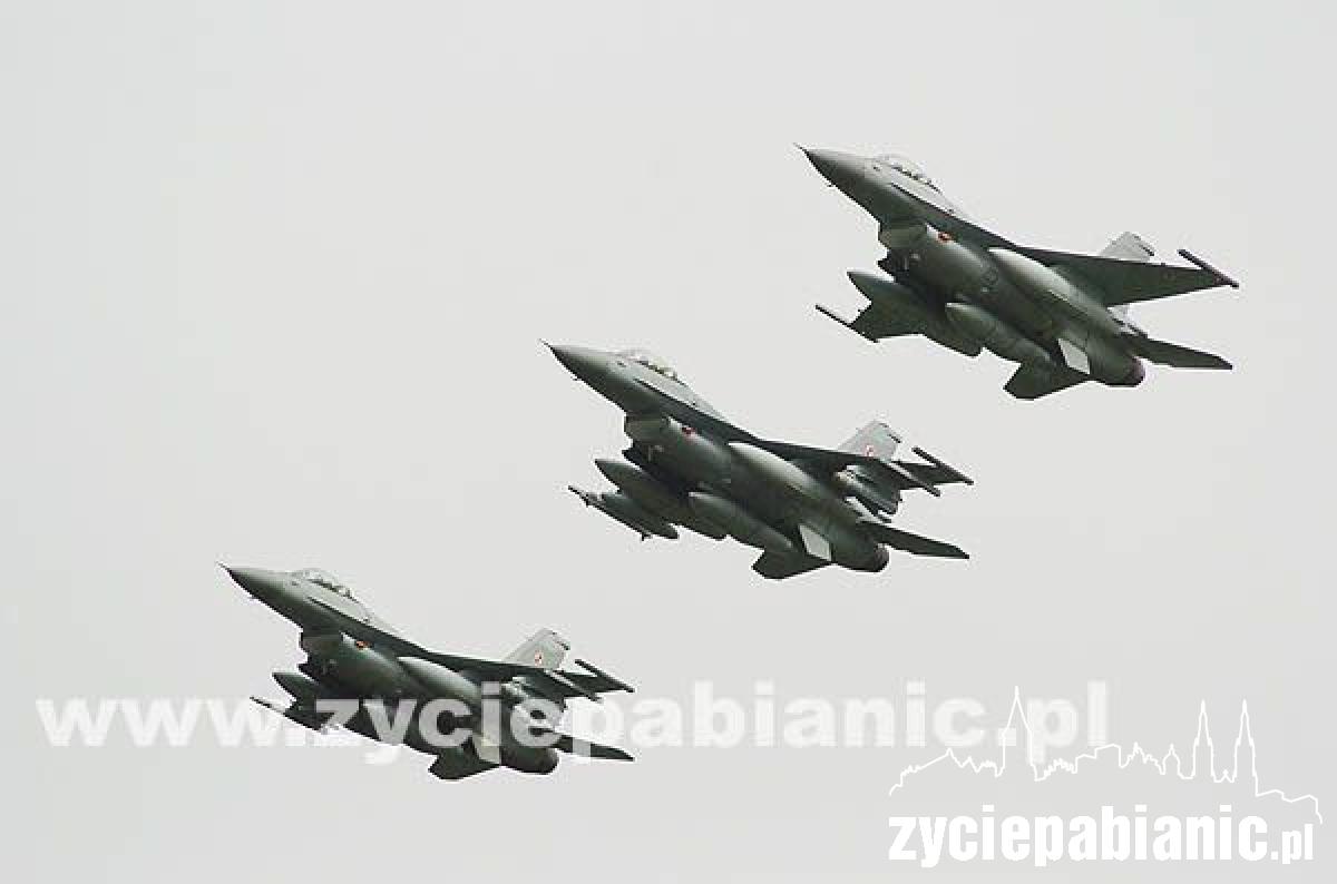 F-16 są już w Łasku