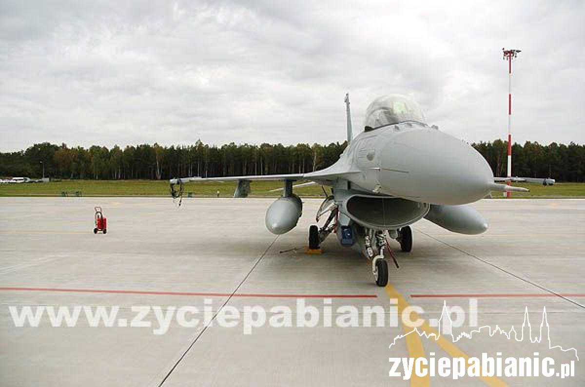 F-16 są już w Łasku