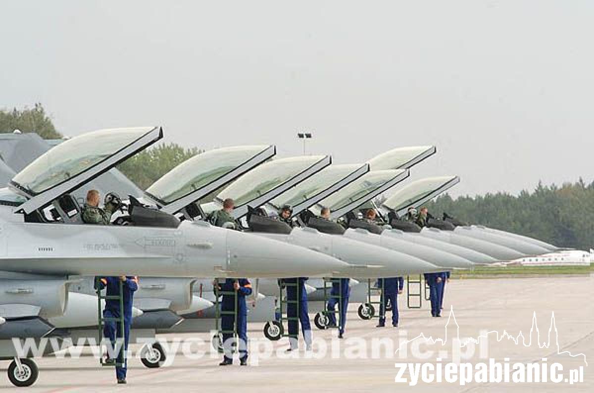 F-16 są już w Łasku
