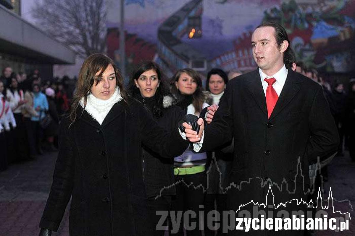 Tańczyli przed ratuszem