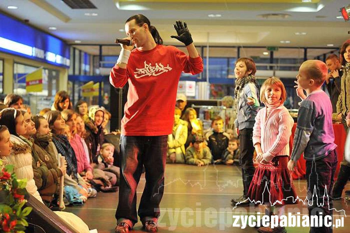 Roztańczone centrum handlowe