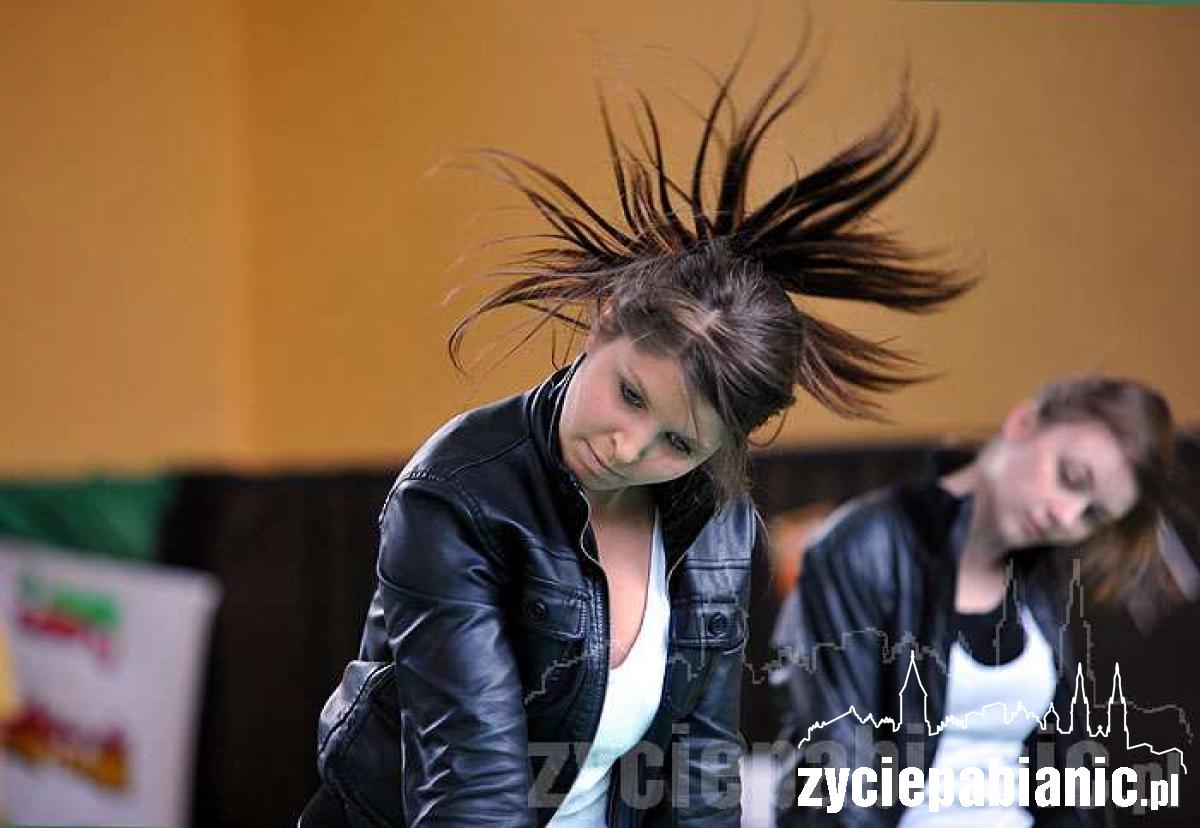 Roztańczone gimnazjum