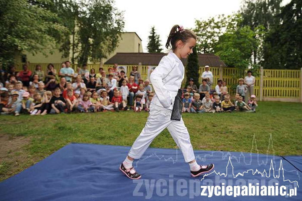 Dzieciaki na wybiegu
