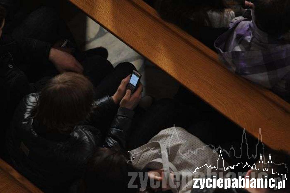 Modlimy się za ofiary katastrofy