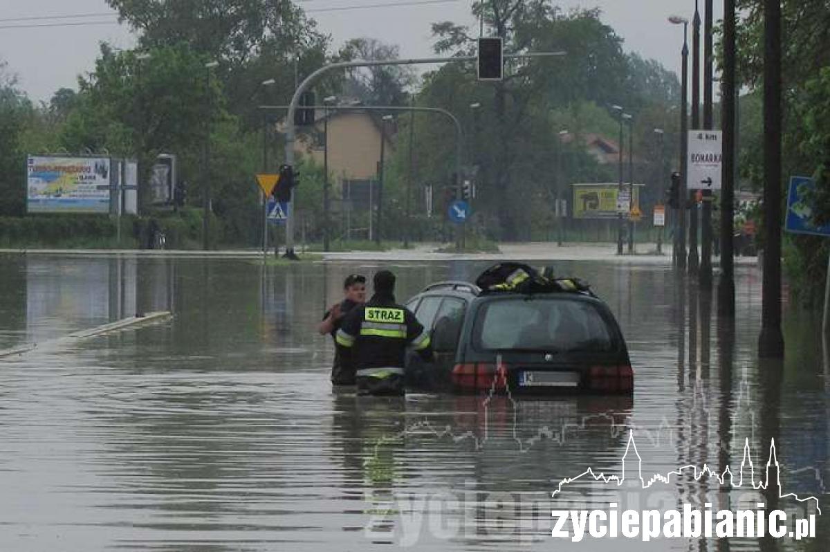Nasi strażacy bronili wału w Krakowie