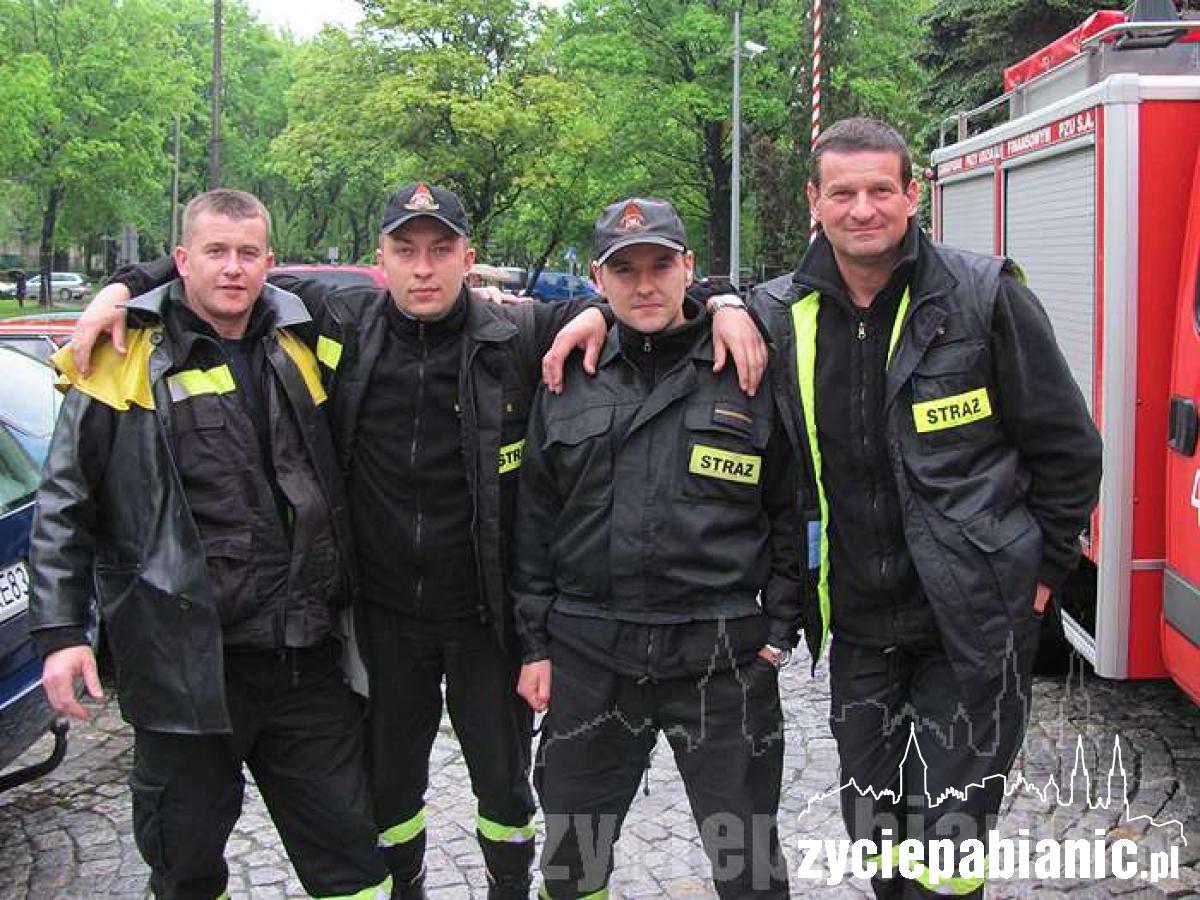 Nasi strażacy bronili wału w Krakowie