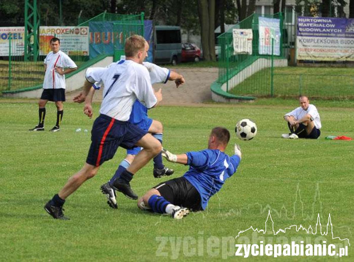 Euro 2012 mundurowych w Pabianicach