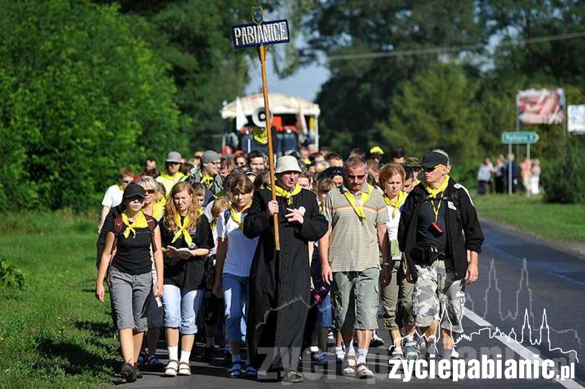 Pilegrzymi ruszyli na Jasną Górę