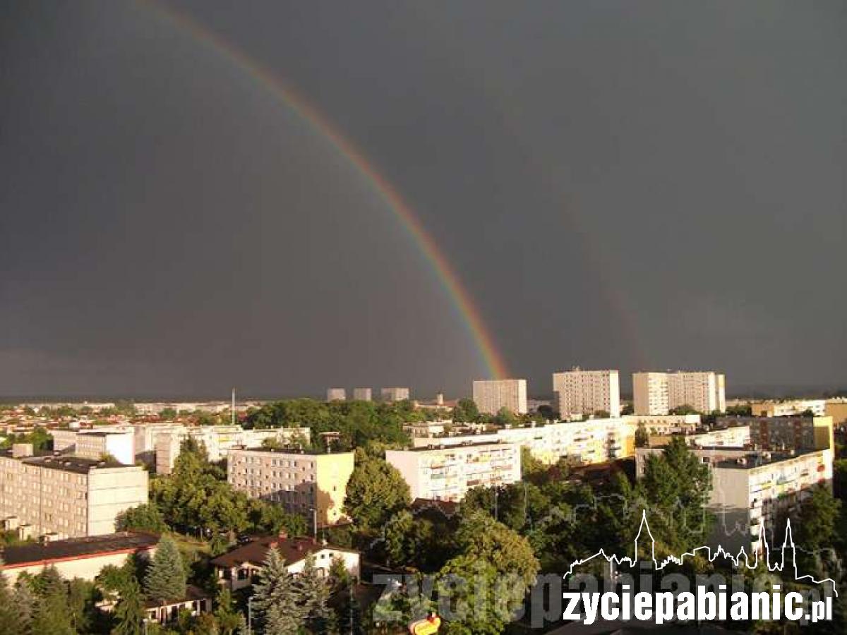 Tęcza na miastem