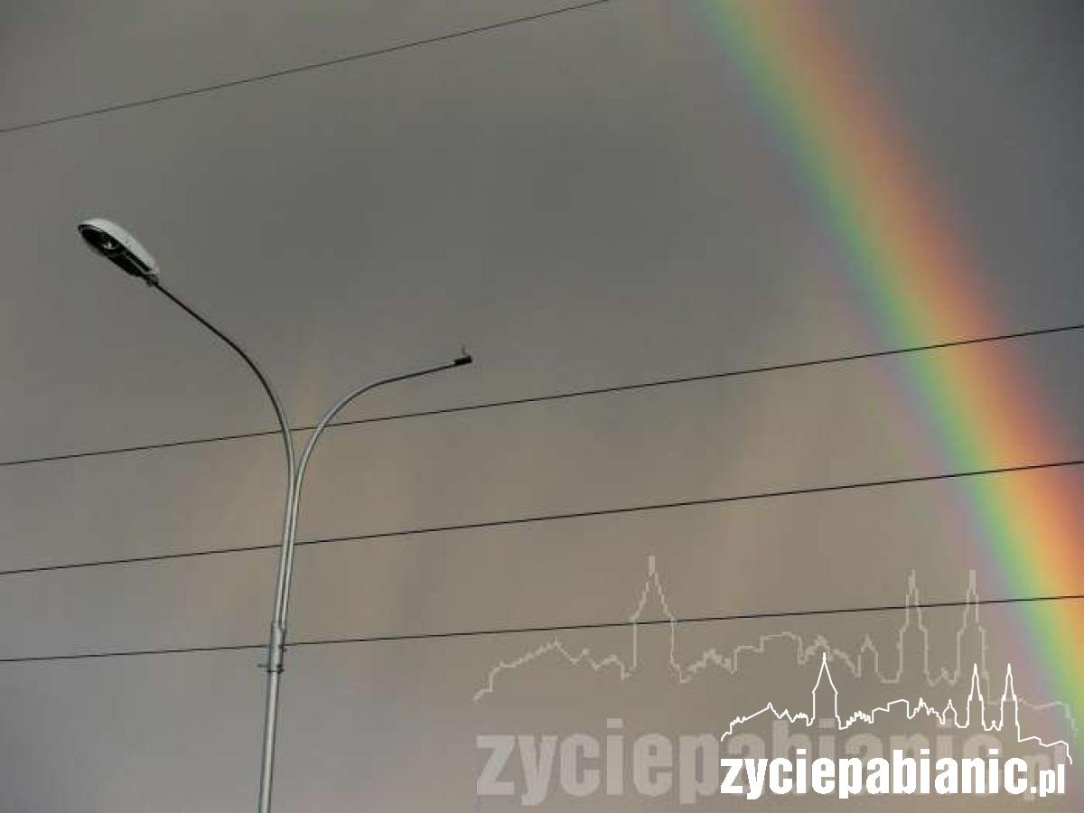 Tęcza na miastem