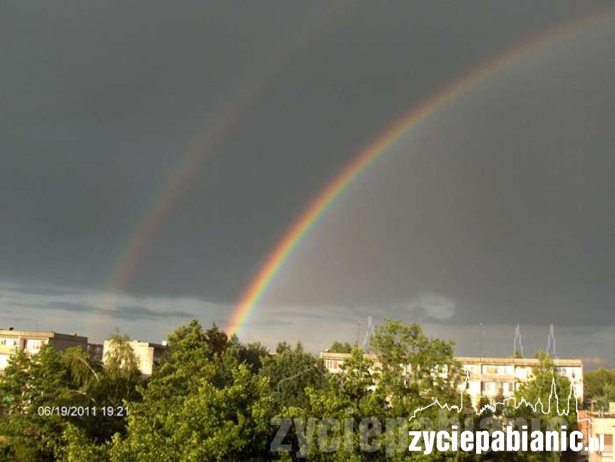 Tęcza na miastem