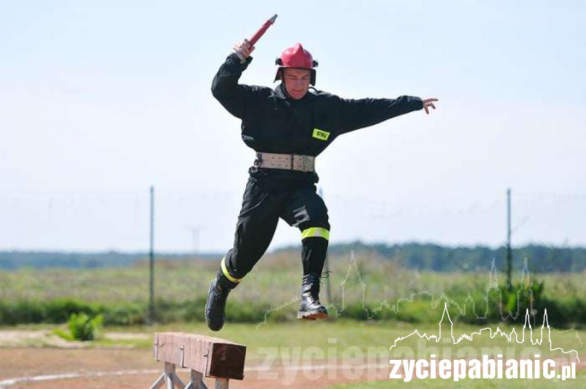 Strażacy ochotnicy ścigali się w Dobroniu