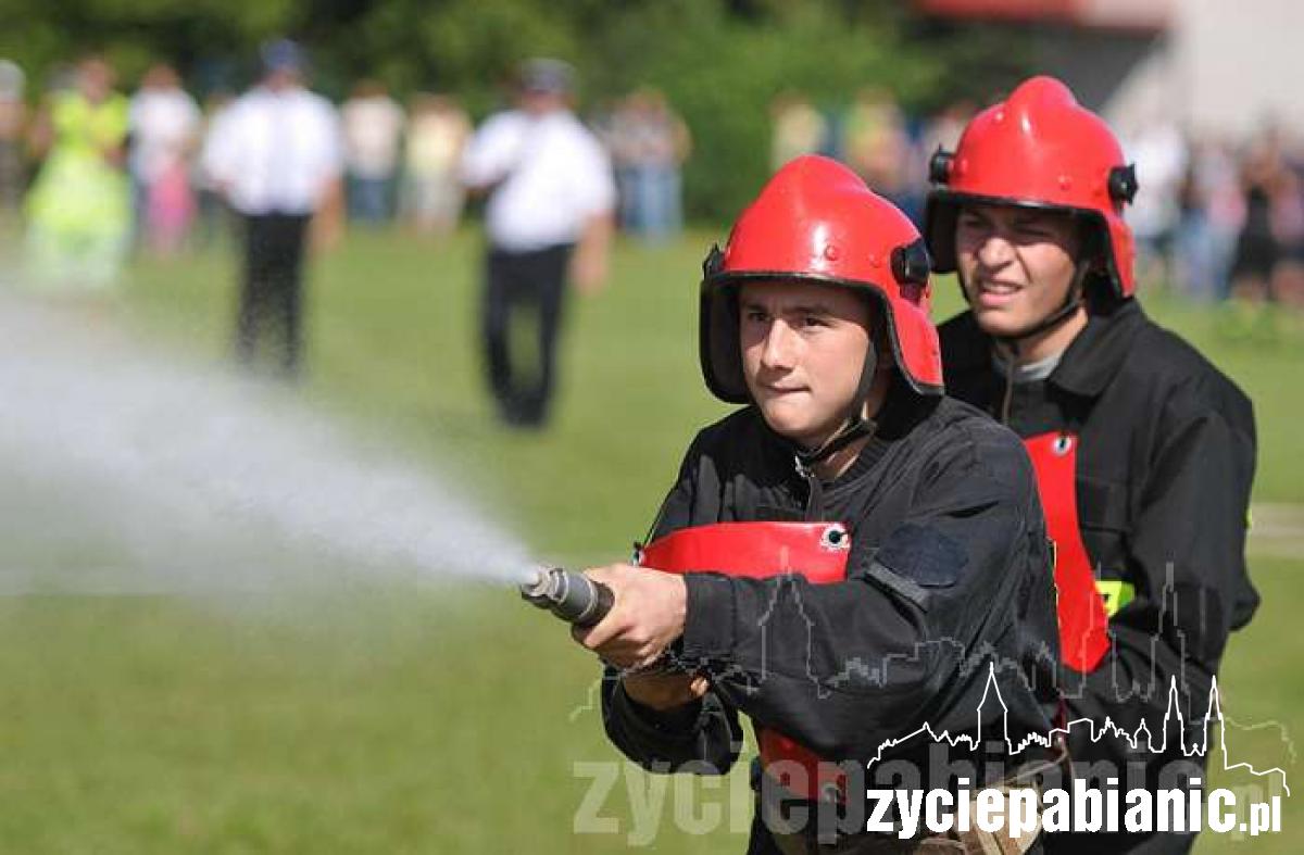 Strażacy ochotnicy ścigali się w Dobroniu