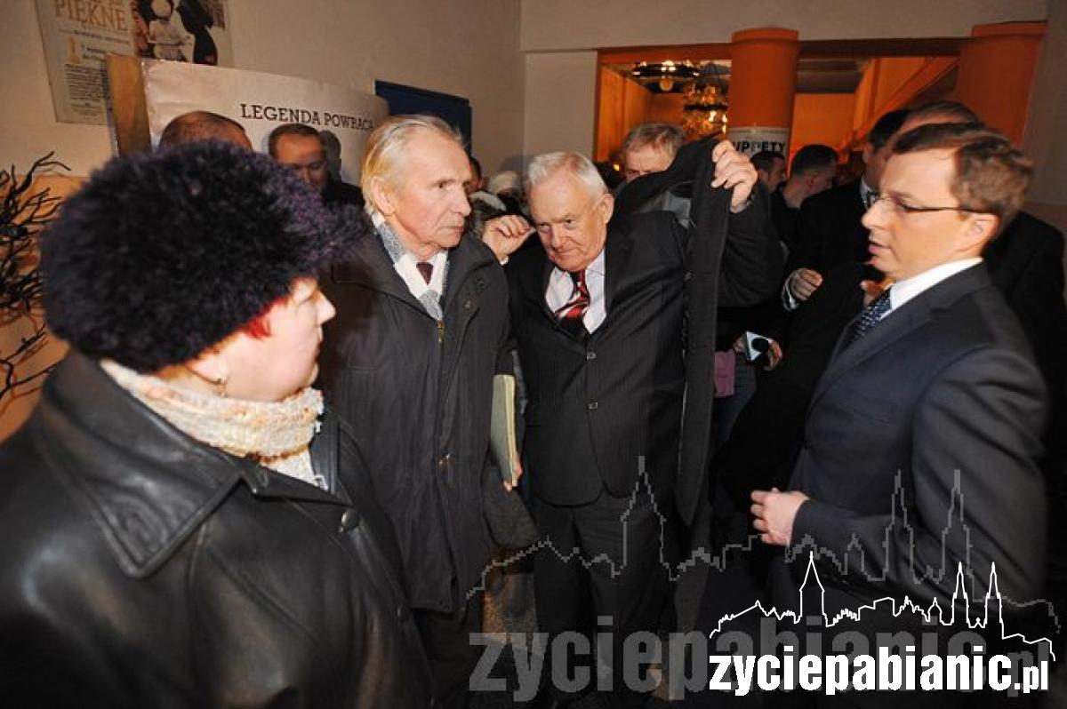 Były premier w kinie Tomi