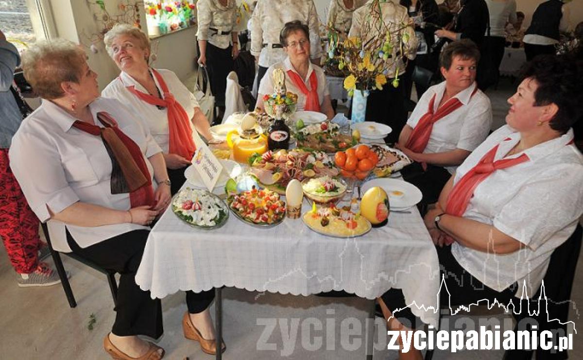 Stoły się uginały