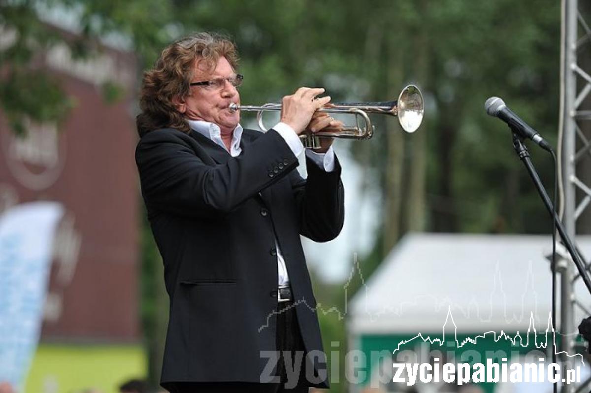 Wodecki śpiewał, Ibisz sypał żartami