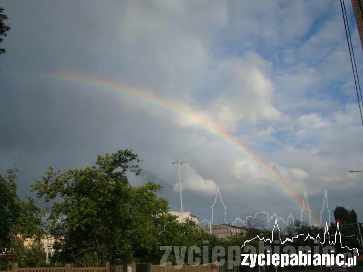 Tęcza nad Pabianicami