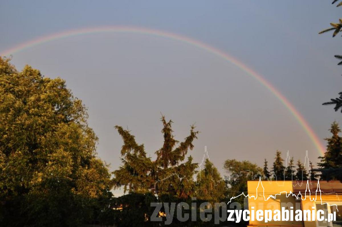 Tęcza nad Pabianicami