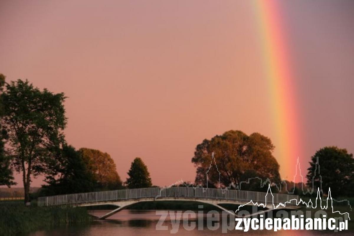 Tęcza nad Pabianicami