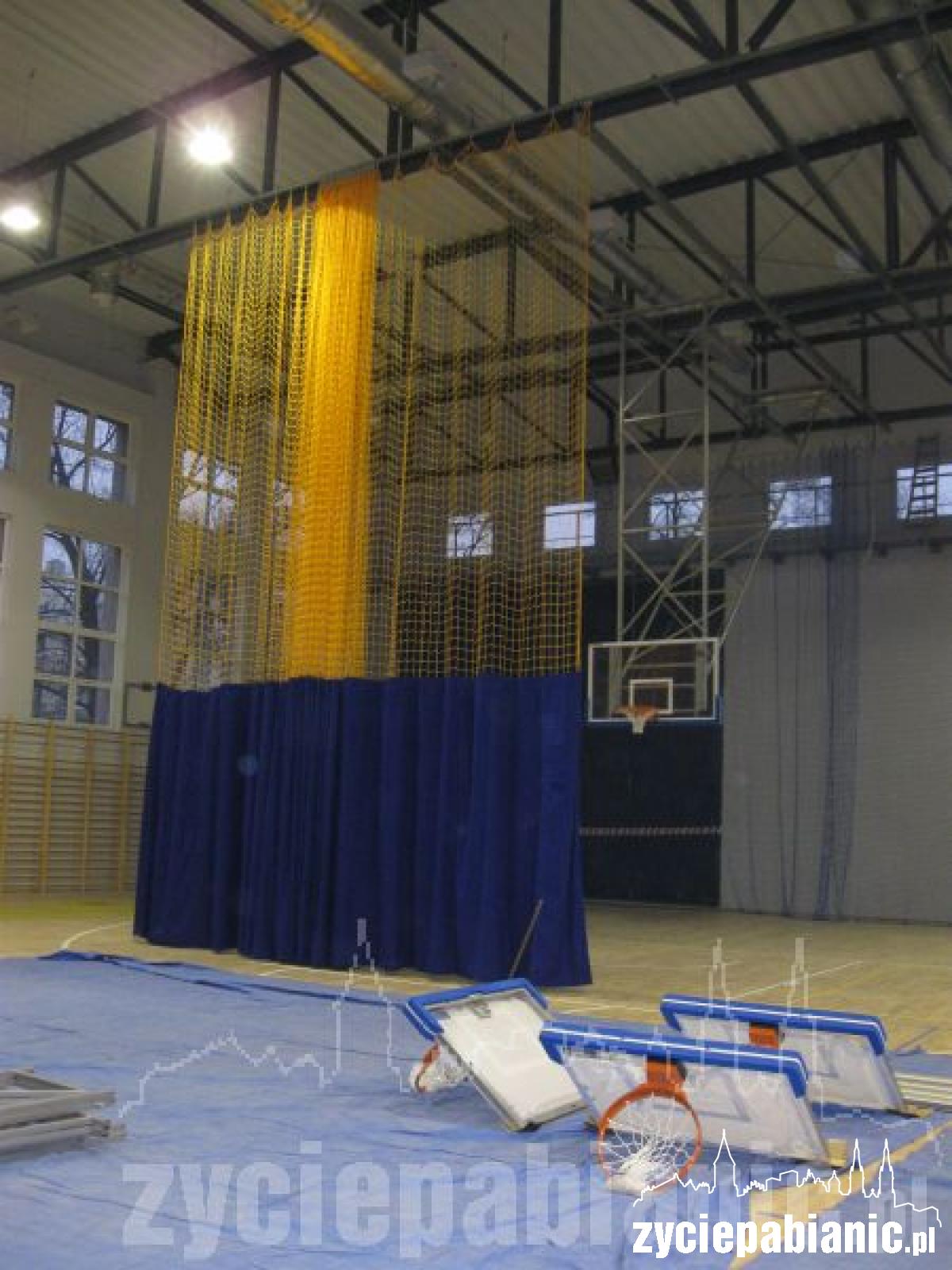 Kosze już wiszą