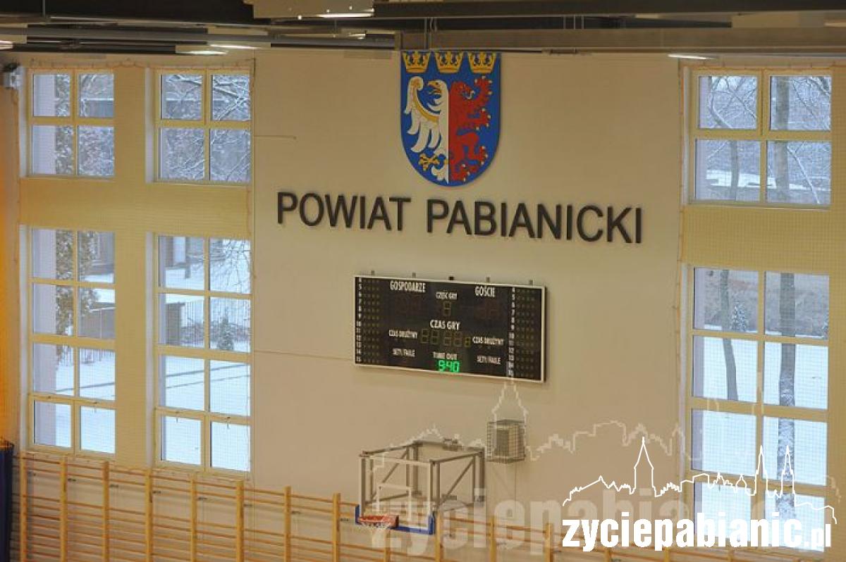 Hala czeka na otwarcie