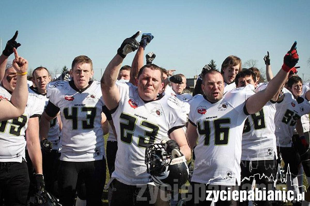 Wilki pokąsały Lakersów