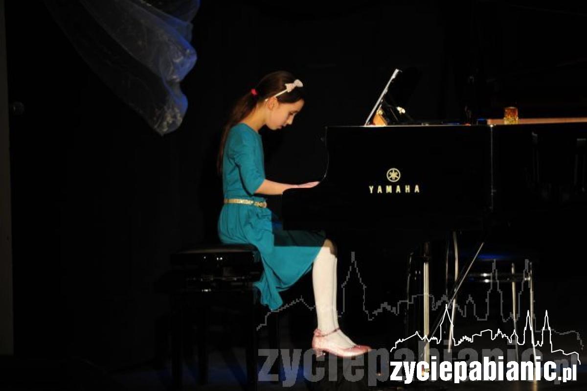 Młodzi muzycy na scenie