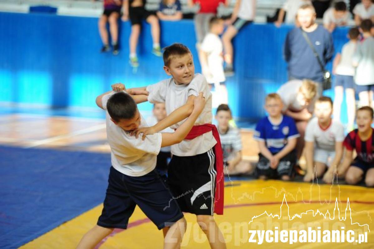 To będą zapaśnicy