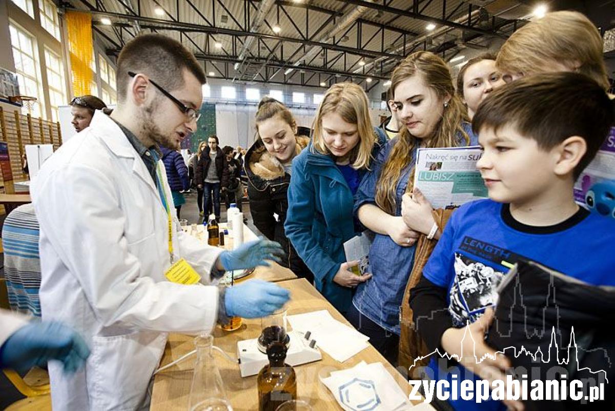 Centrum nauki w hali