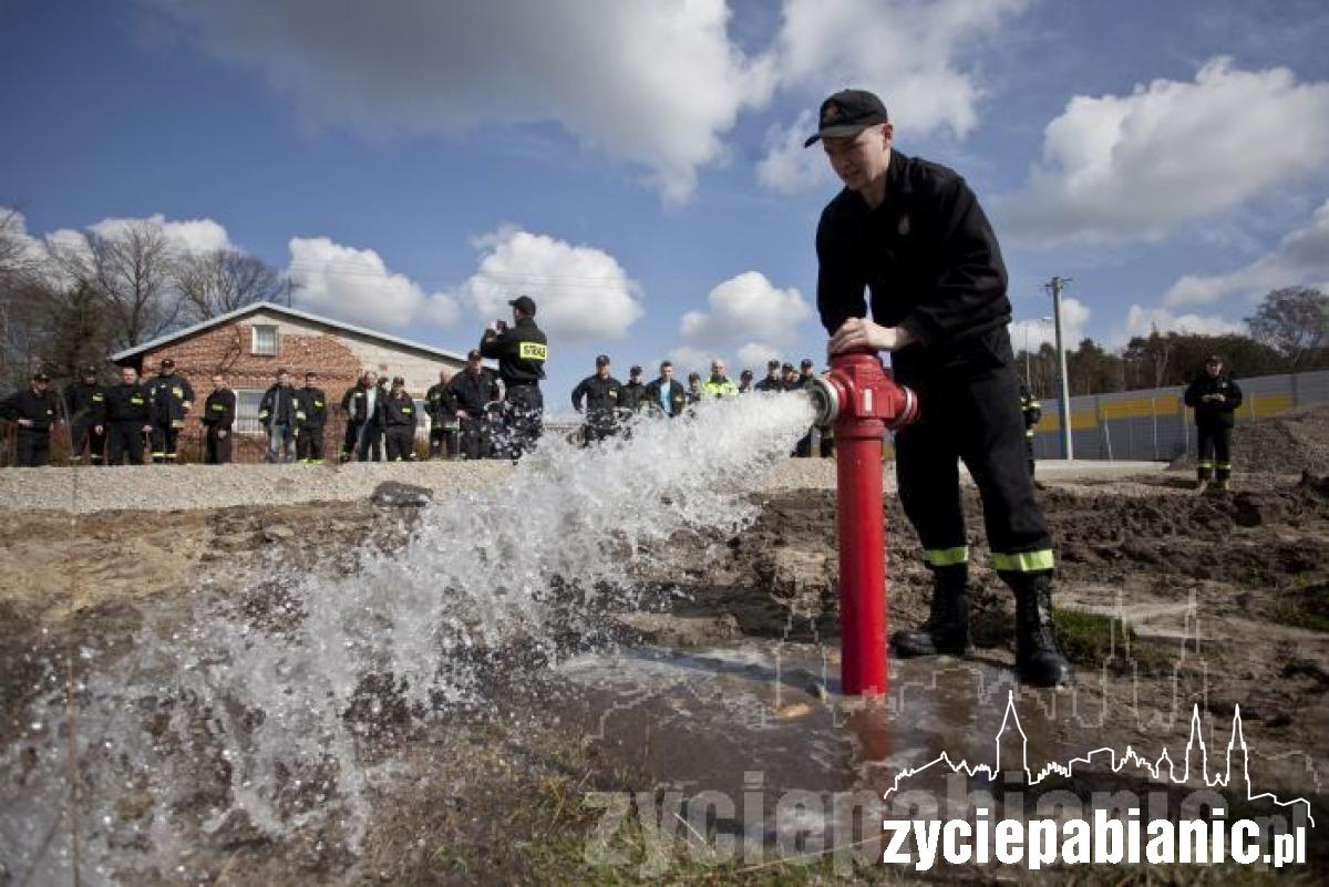 Co robili strażacy na s8?