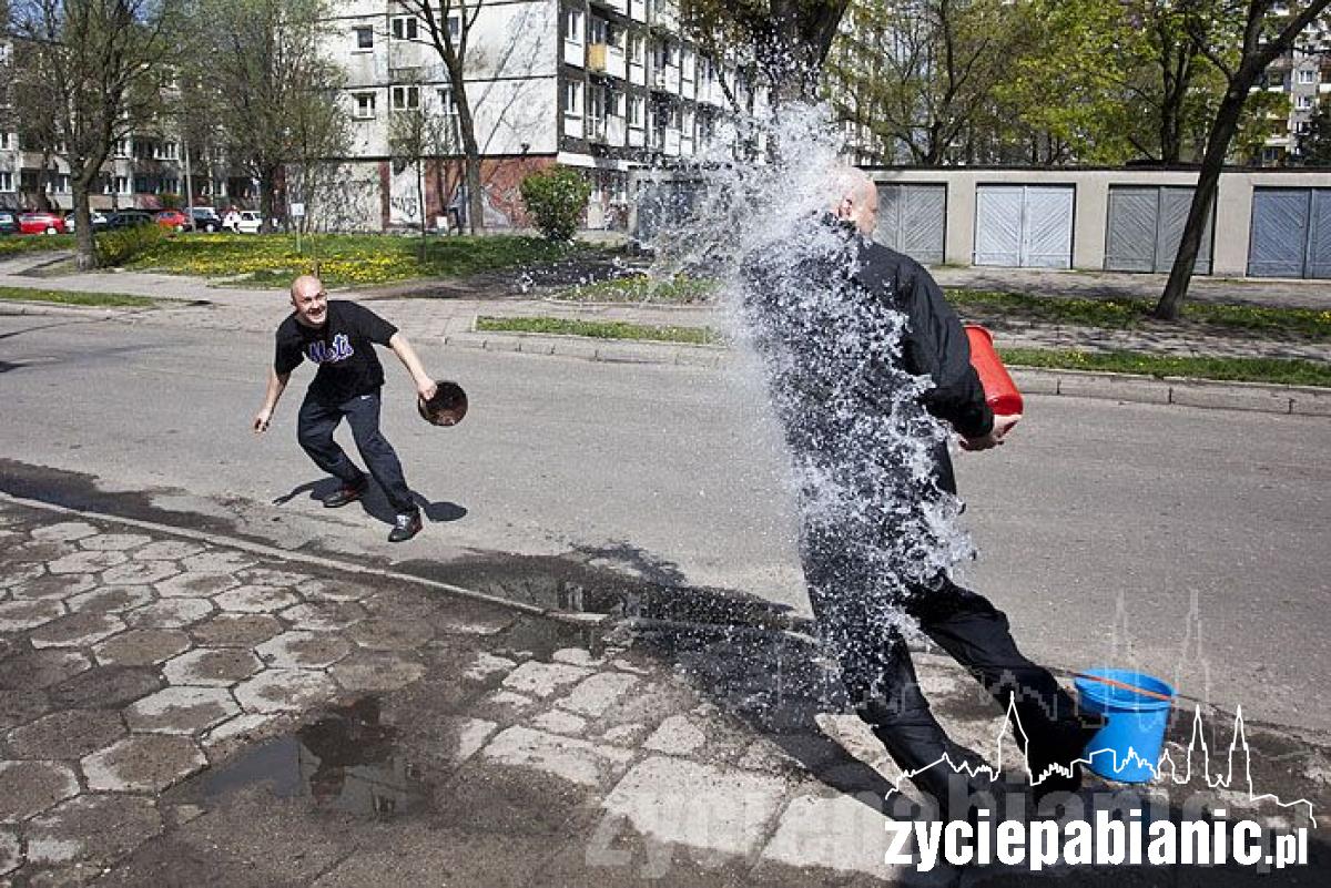 Leją się na ulicach