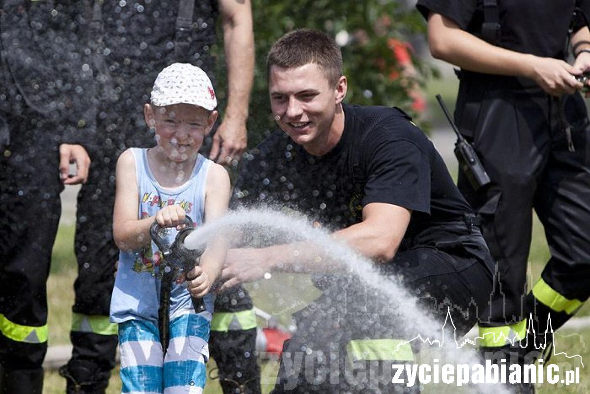 Leją się na starówce