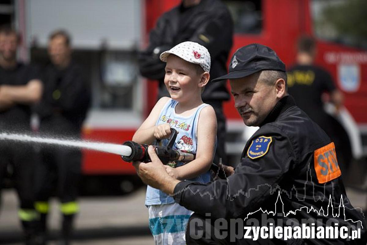 Leją się na starówce