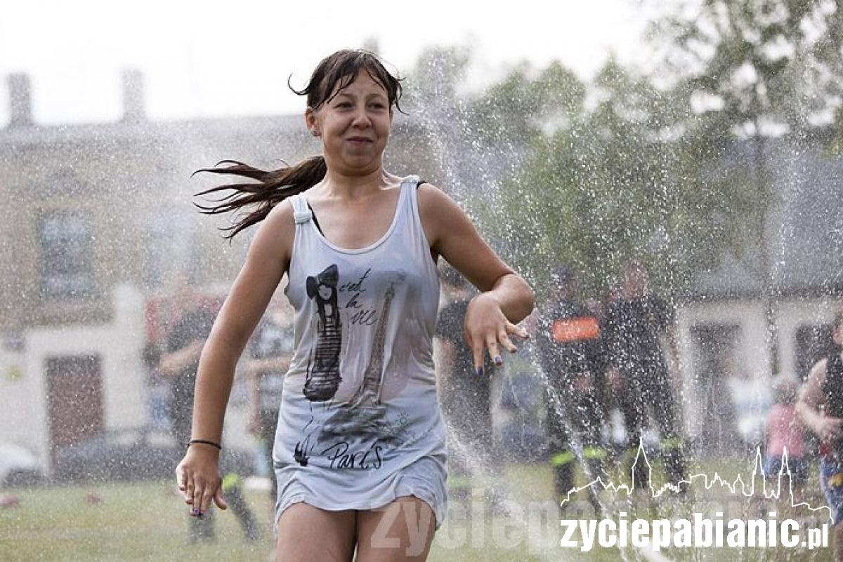 Leją się na starówce