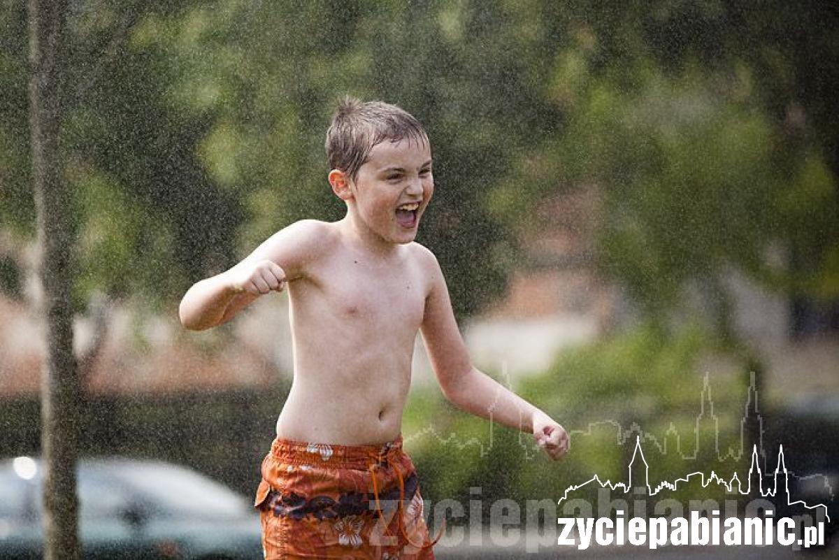 Leją się na starówce