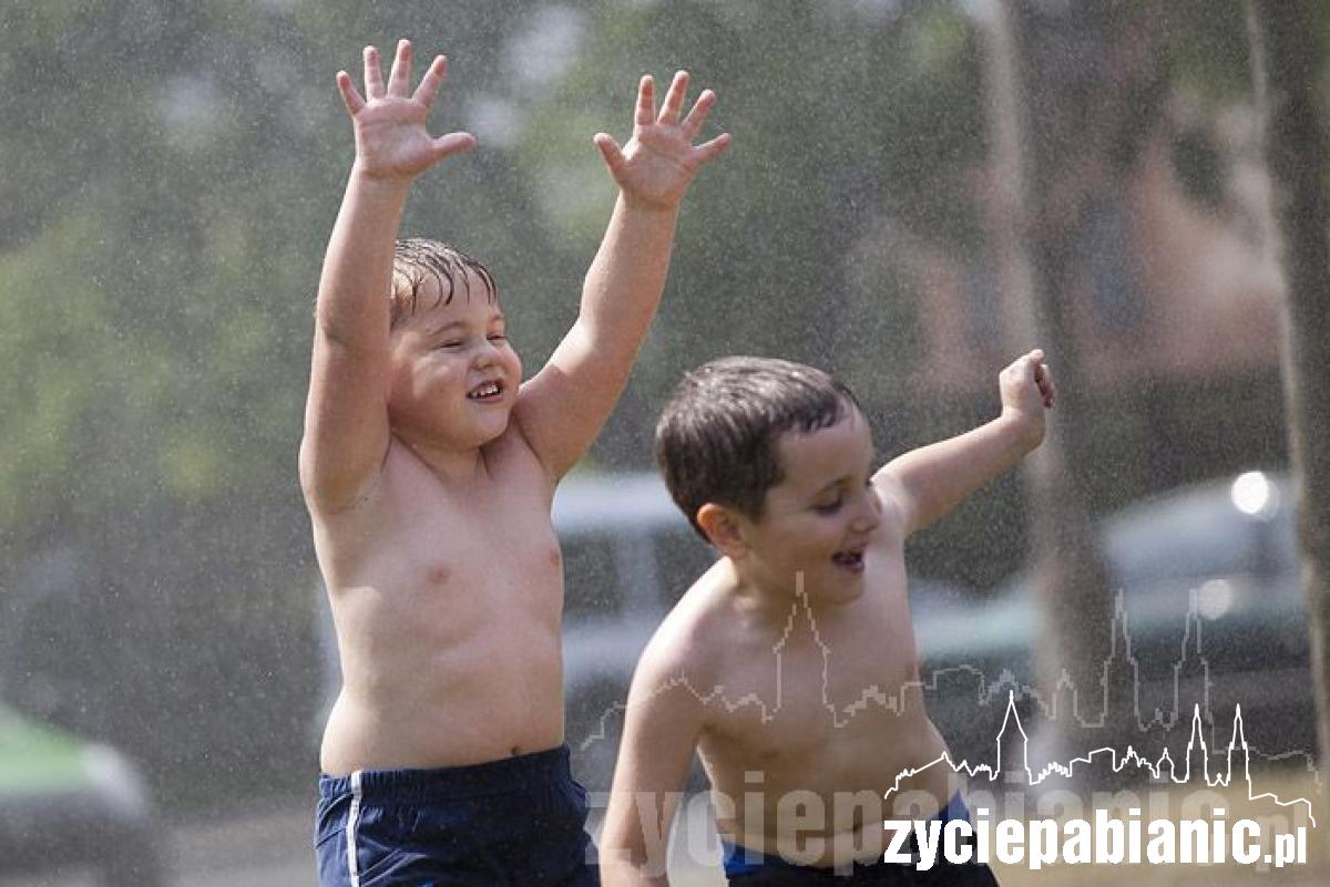 Leją się na starówce