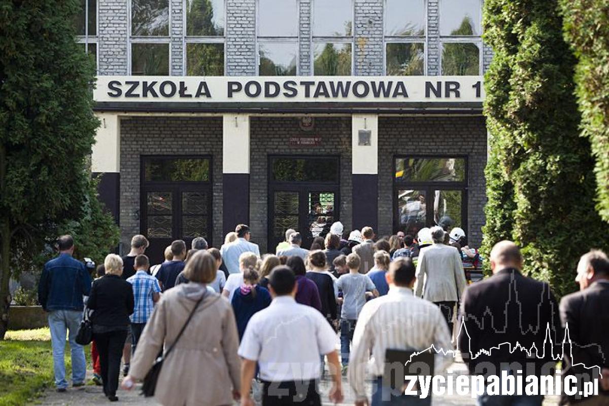 Terroryści skazili wodę w miejskich studniach