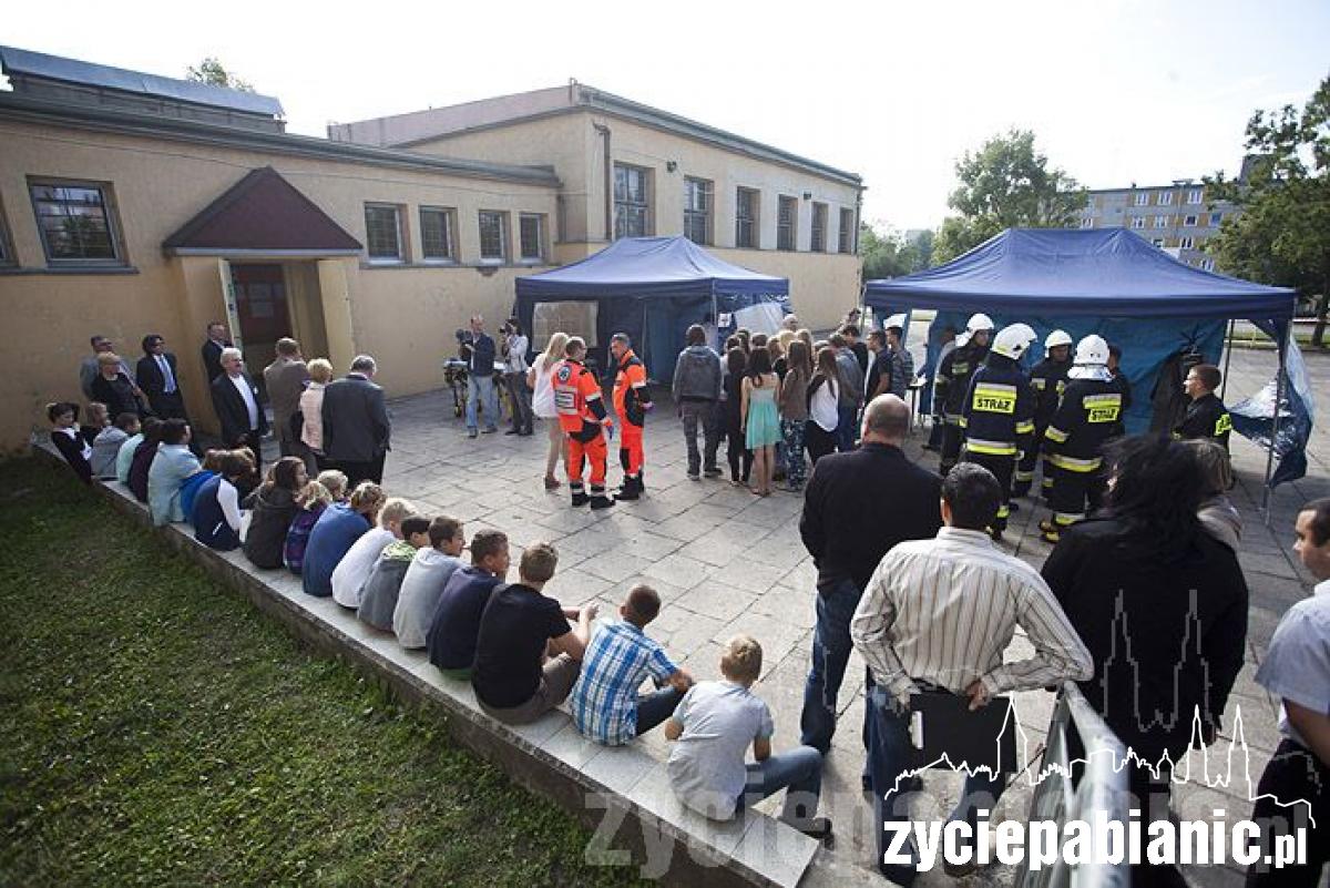 Terroryści skazili wodę w miejskich studniach