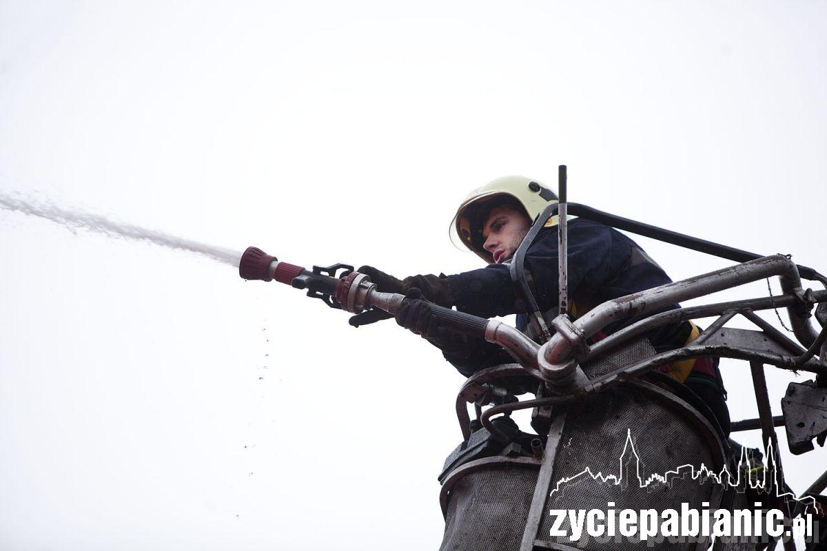 Pożar w zakładzie